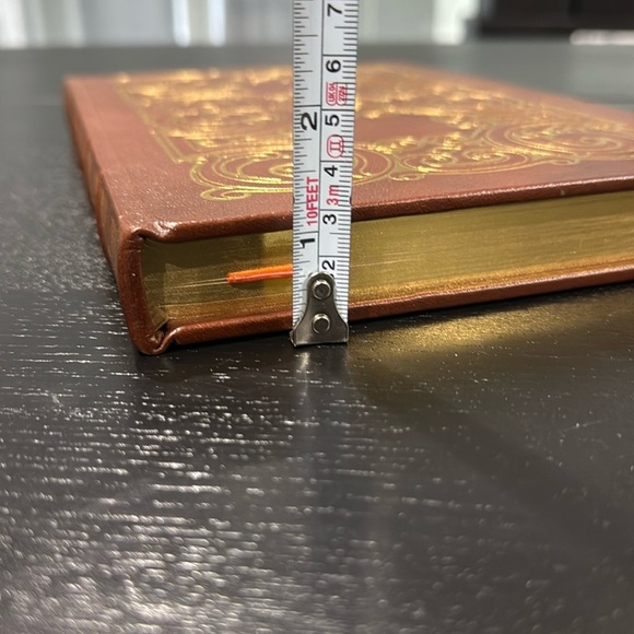 The Effayes The Essays (The 100 Greatest Books Ever Written) by Francis Bacon - Picture 8 of 10